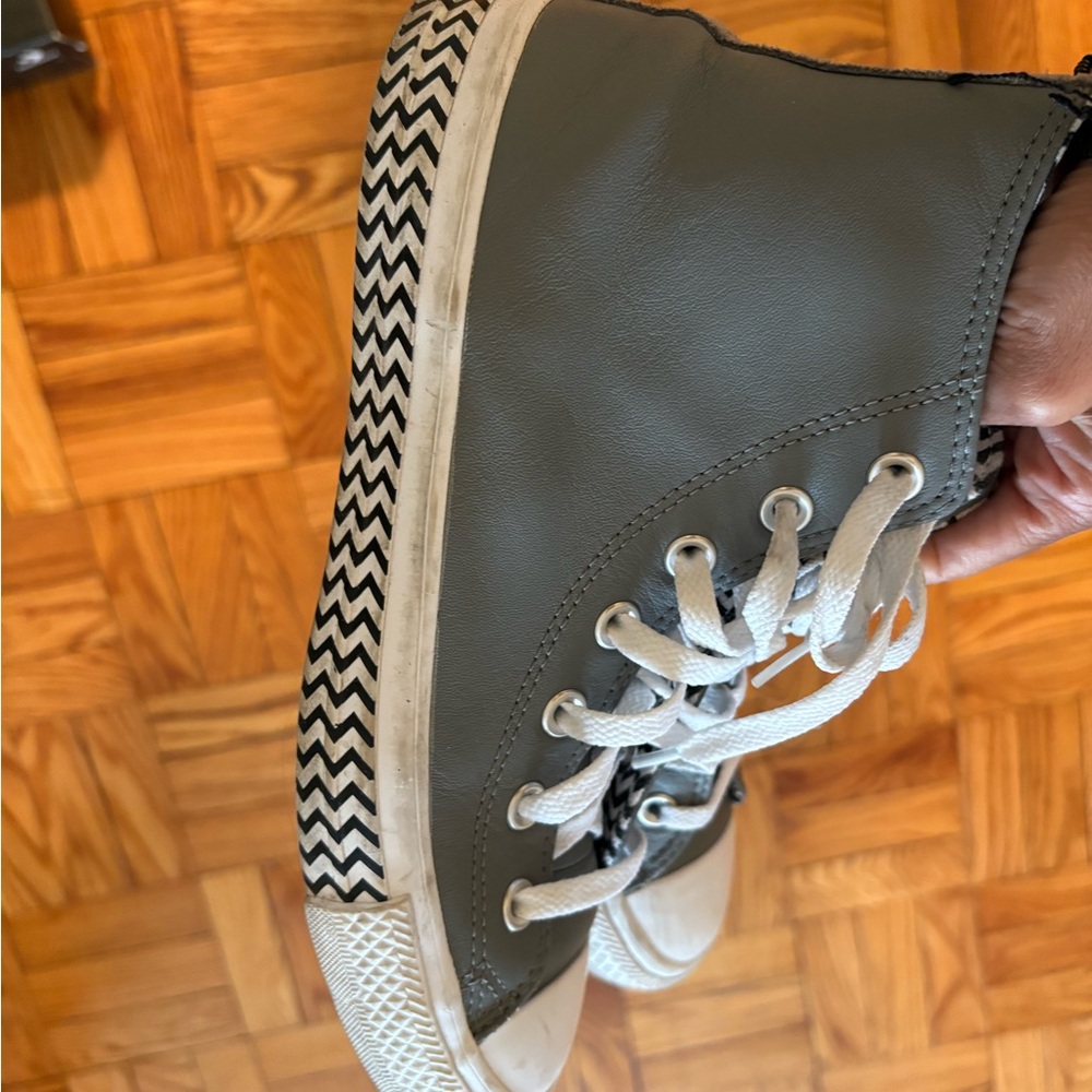 🌻SOLD🌻 Gray Leather High-Top Converse Sneakers with Chevron Sole
